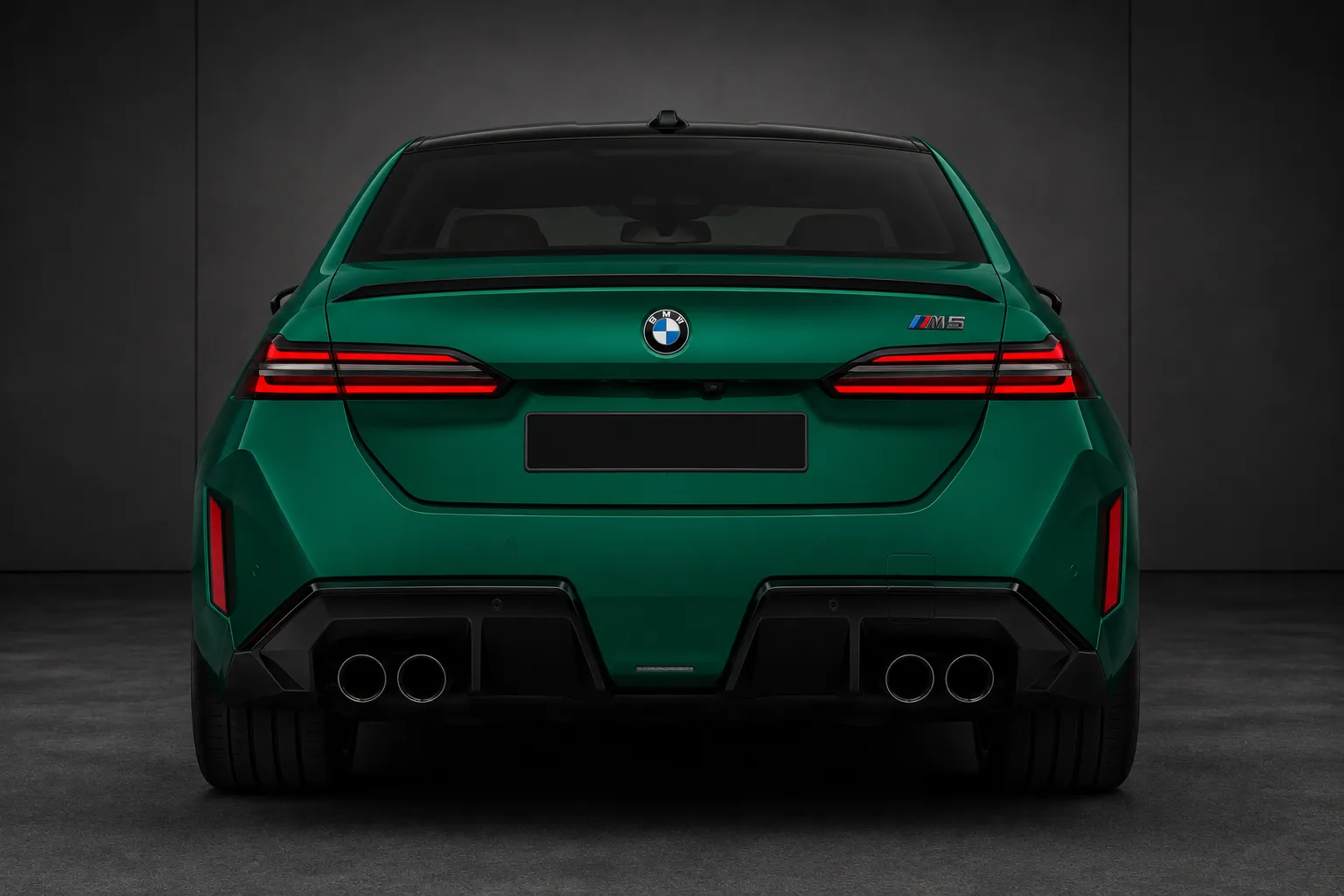BMW M5 PHEV vista lateral